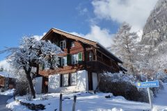 Ferienhaus Schwanderbärgli im Winter