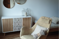 Gemütlicher Schaukelstuhl zum Ausspannen